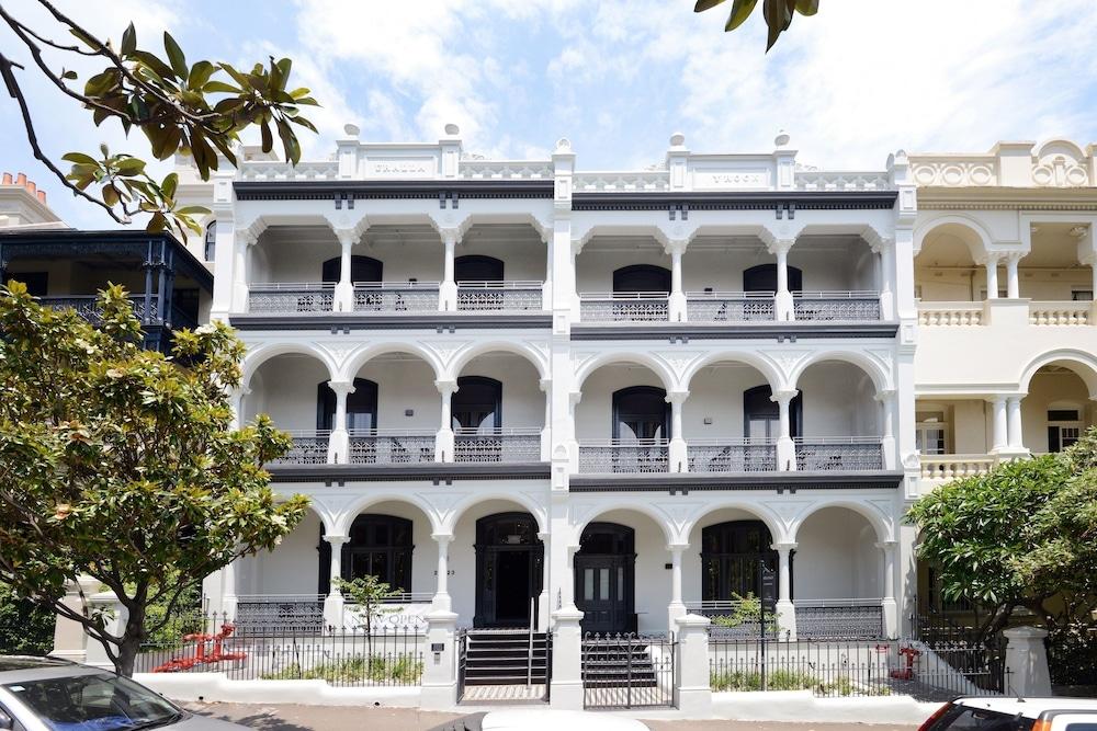 Hotel Challis Potts Point Сидней Экстерьер фото
